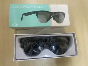 Smart Glasses/Sunglasses With Wireless Bluetooth Earphones