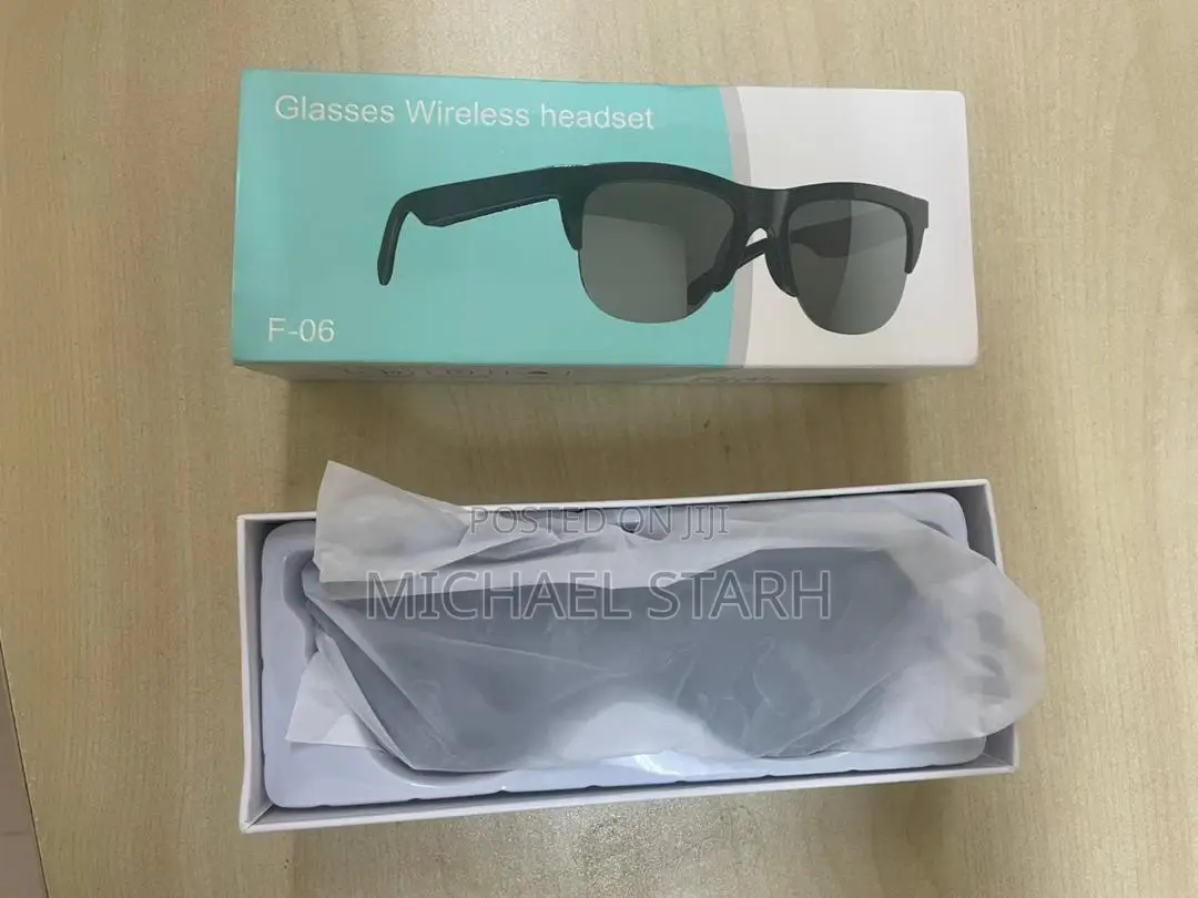 Smart Glasses/Sunglasses With Wireless Bluetooth Earphones