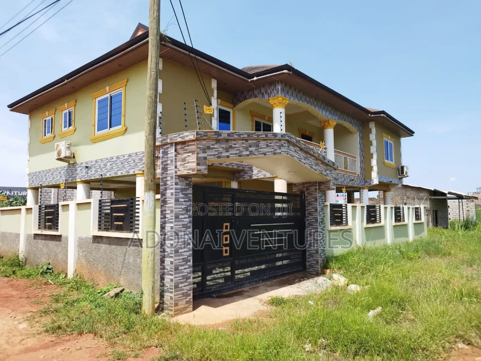 4bdrm House in Danyame, Kumasi Metropolitan for sale
