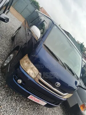 Toyota HiAce 2009 Blue