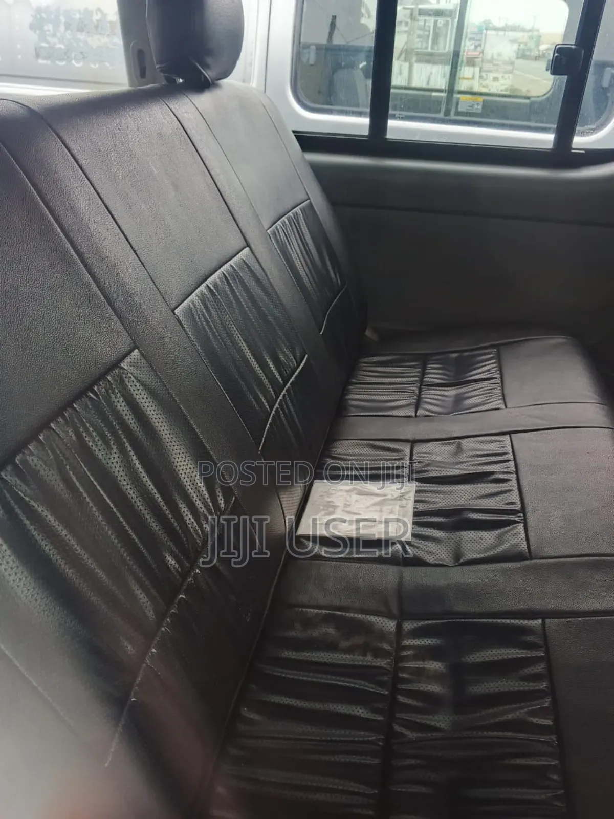 Toyota HiAce 2009 Blue
