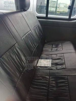 Toyota HiAce 2009 Blue
