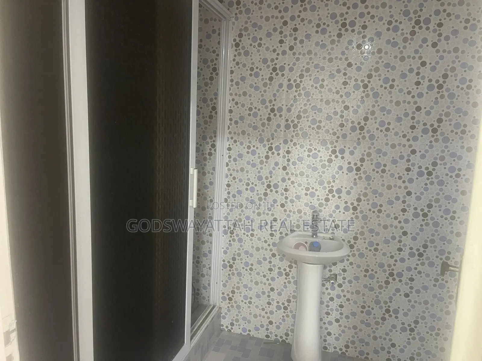 2bdrm Apartment in East Legon, Adjiriganor for rent