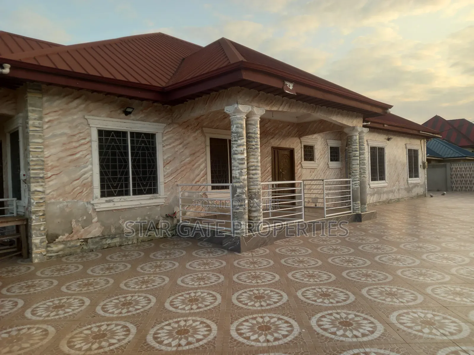 5bdrm House in Ejisu Akyawkrom., Kumasi Metropolitan for sale