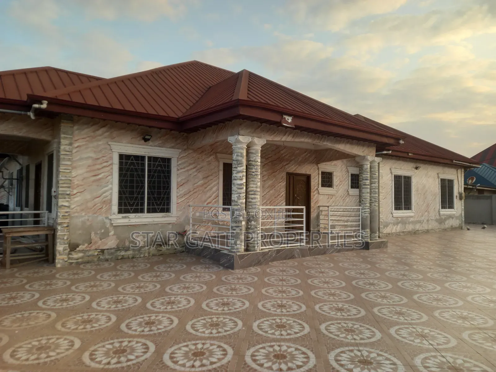 5bdrm House in Ejisu Akyawkrom., Kumasi Metropolitan for sale