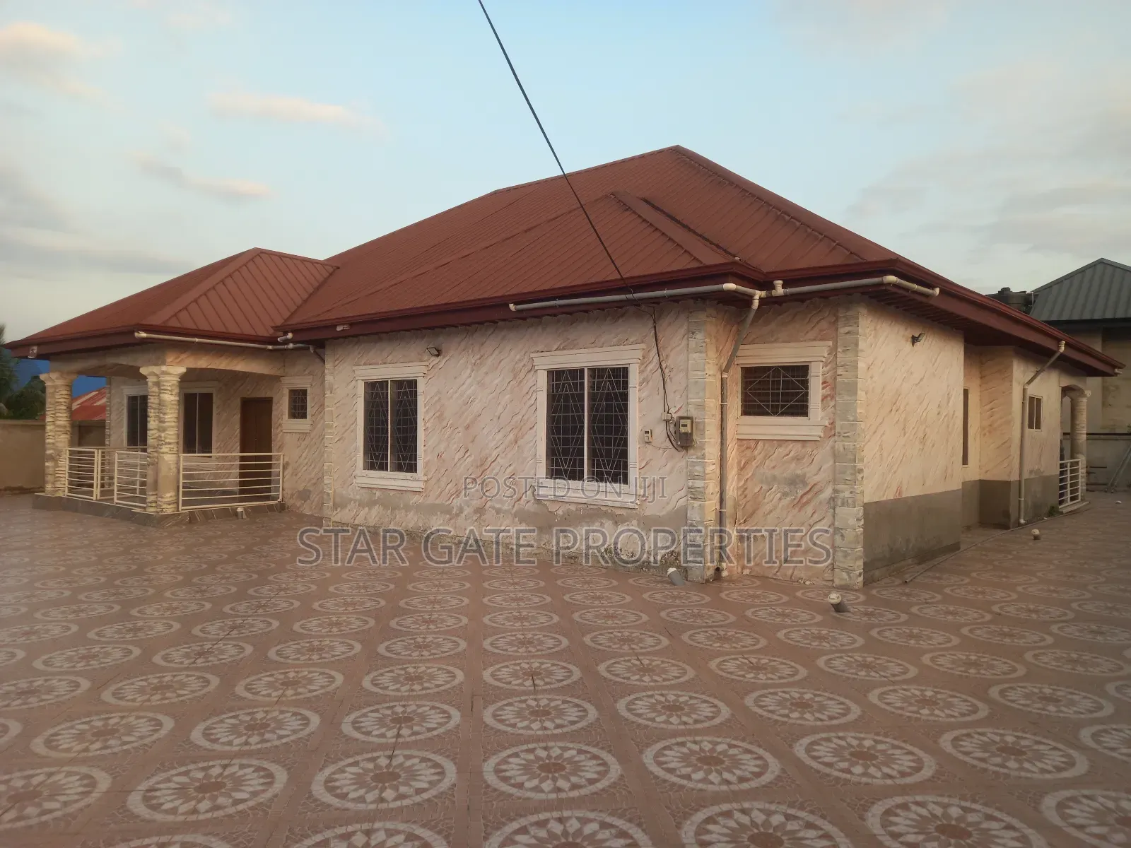 5bdrm House in Ejisu Akyawkrom., Kumasi Metropolitan for sale