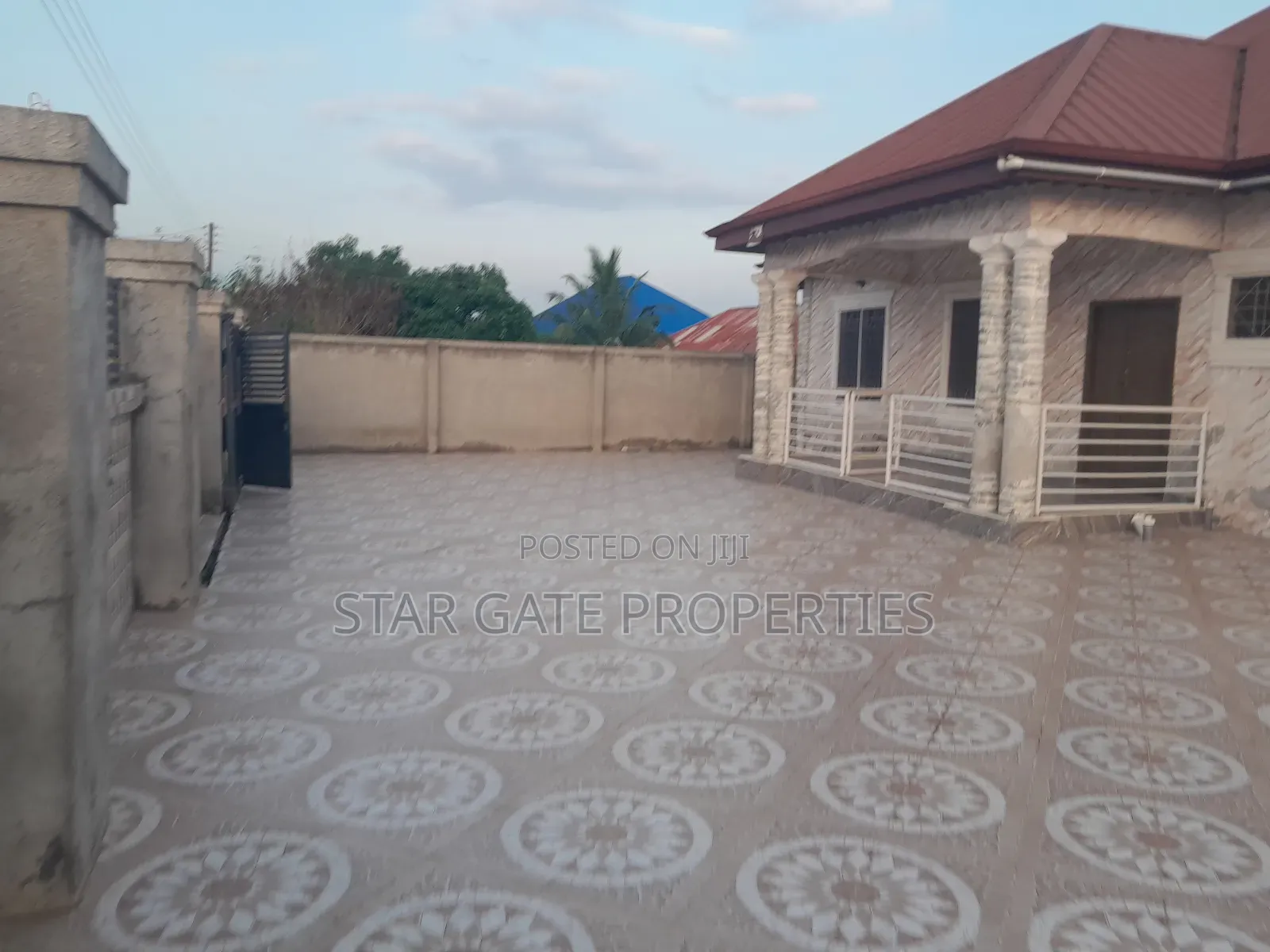 5bdrm House in Ejisu Akyawkrom., Kumasi Metropolitan for sale