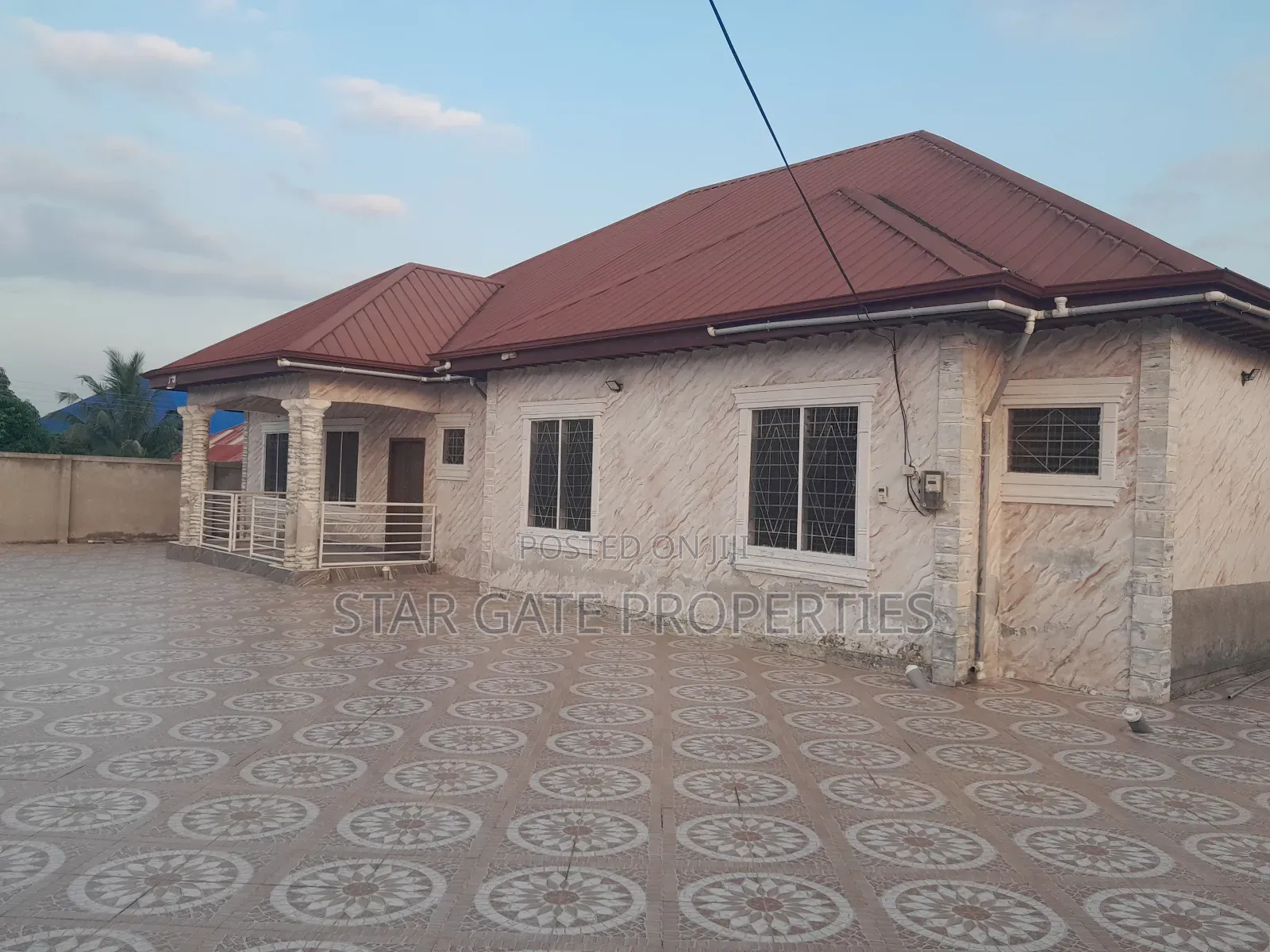 5bdrm House in Ejisu Akyawkrom., Kumasi Metropolitan for sale