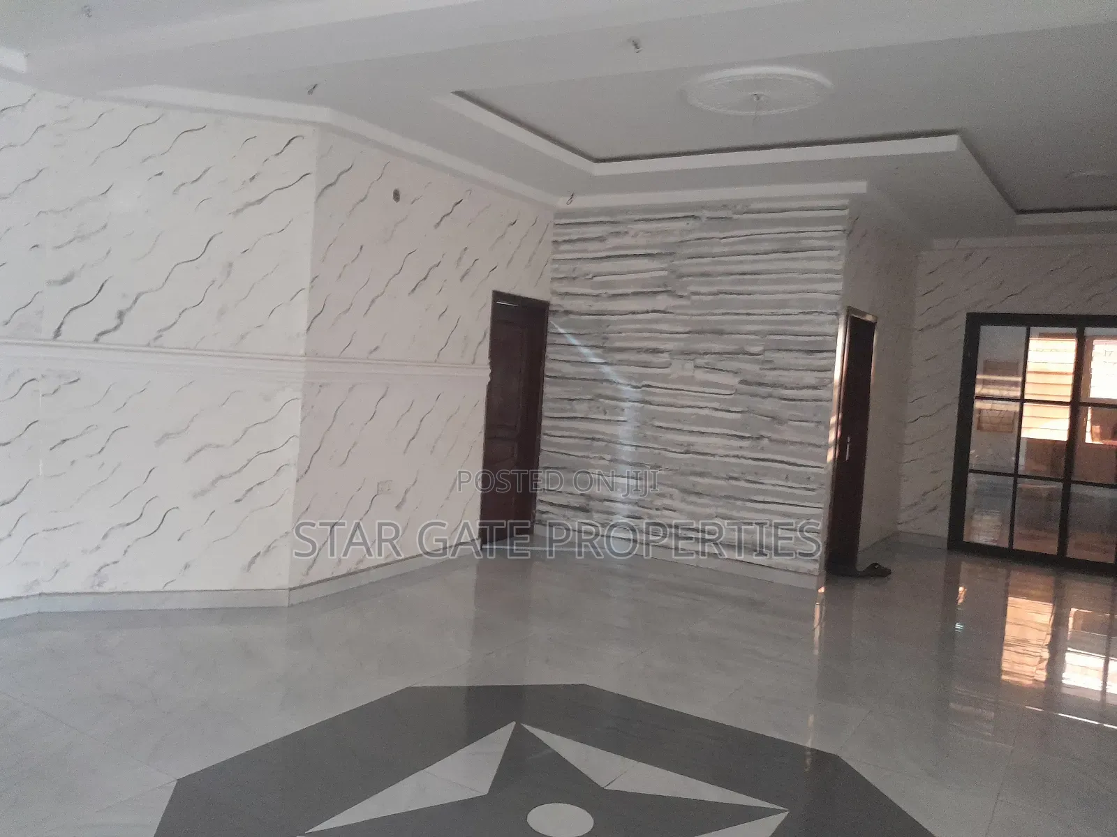 5bdrm House in Ejisu Akyawkrom., Kumasi Metropolitan for sale