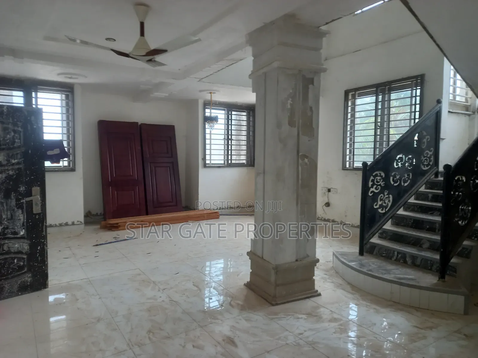 5bdrm House in Buoho, Kumasi Metropolitan for sale