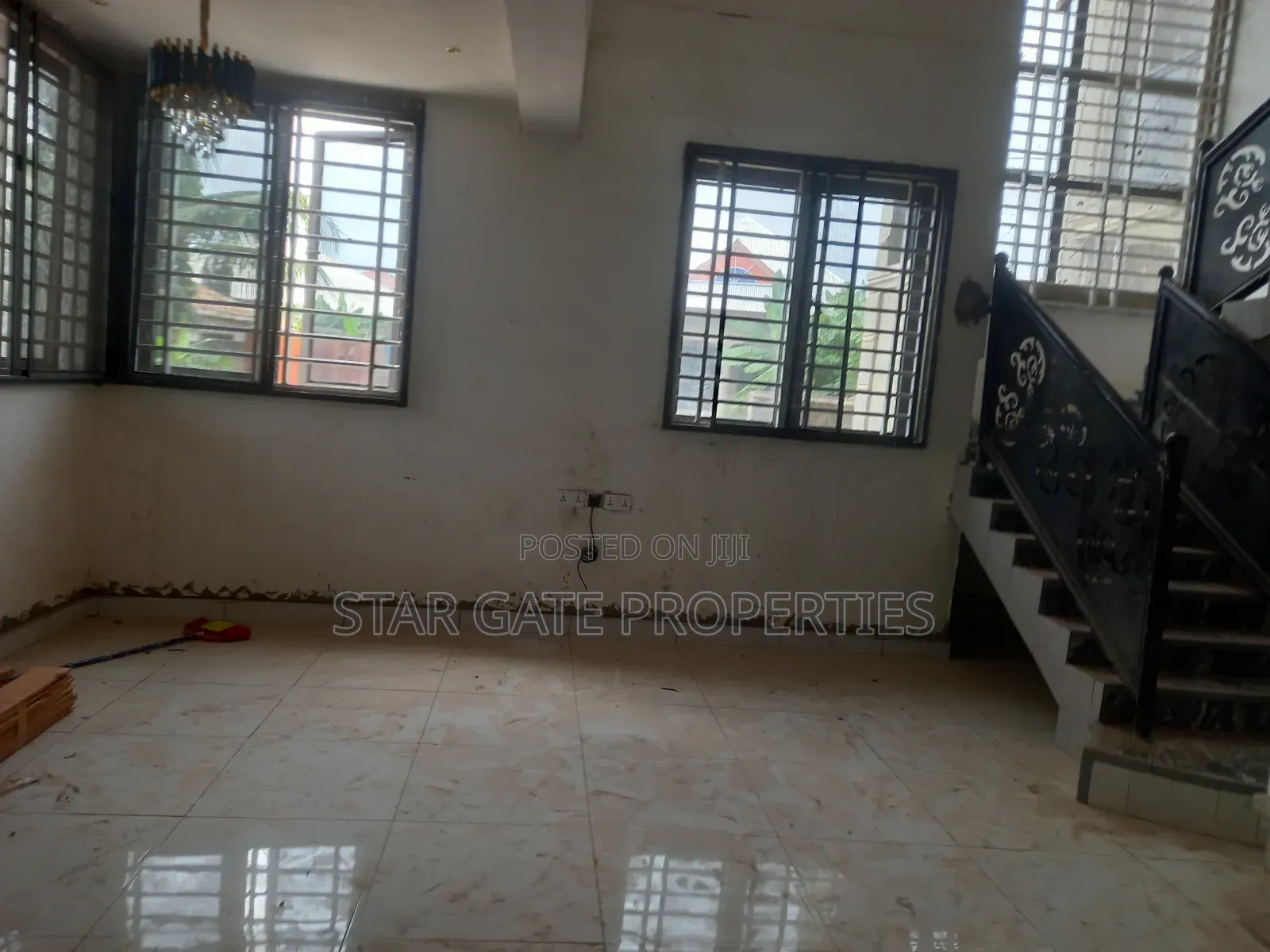 5bdrm House in Buoho, Kumasi Metropolitan for sale