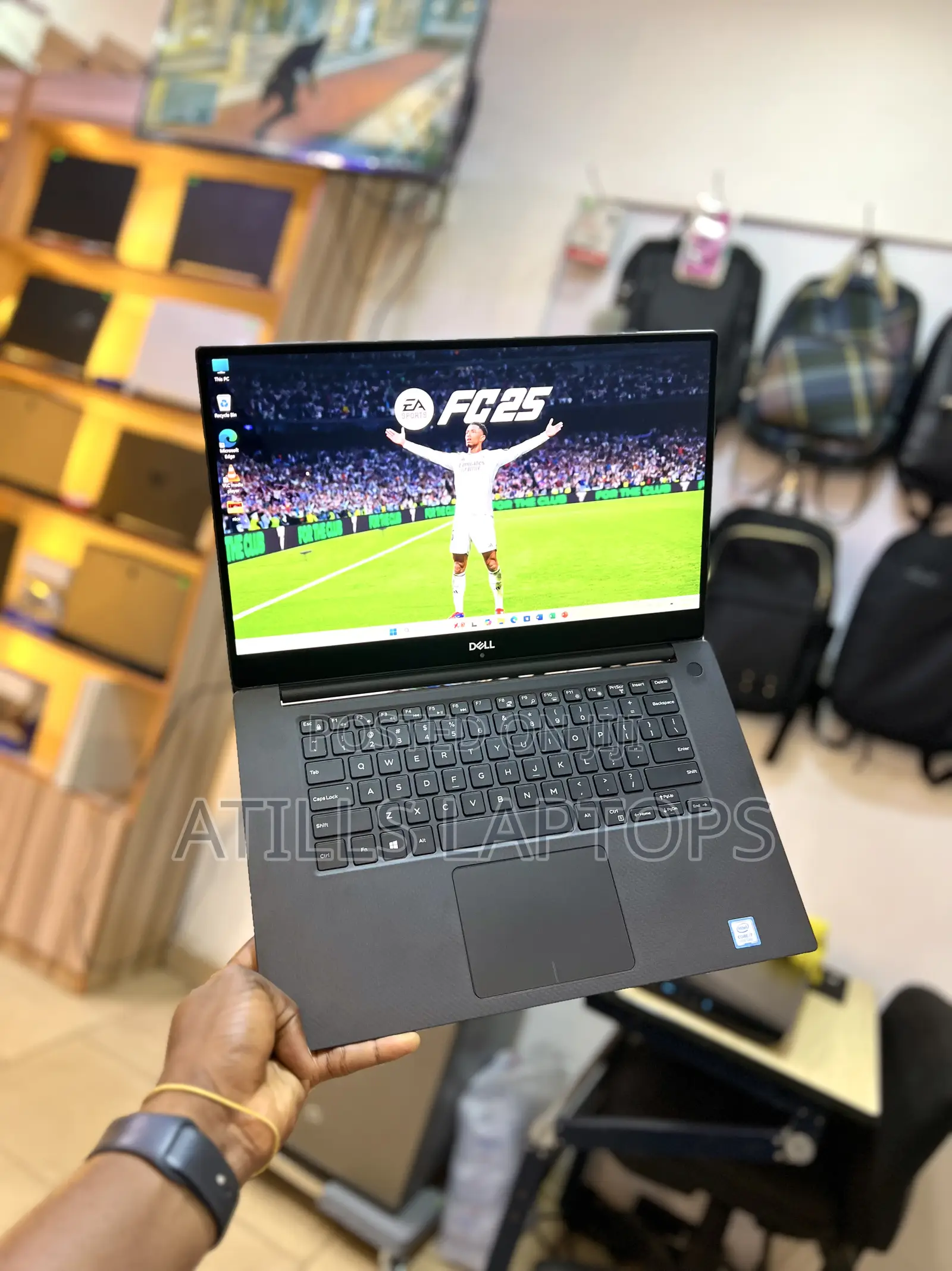 Laptop Dell XPS 15 9570 16GB Intel Core I7 SSD 512GB