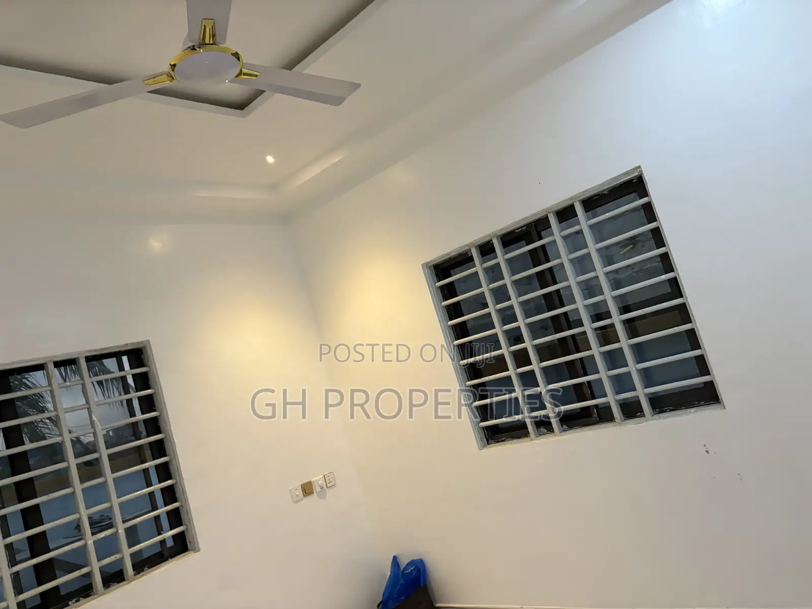 4bdrm House in Buokrom Estate Area., Kwabre for sale