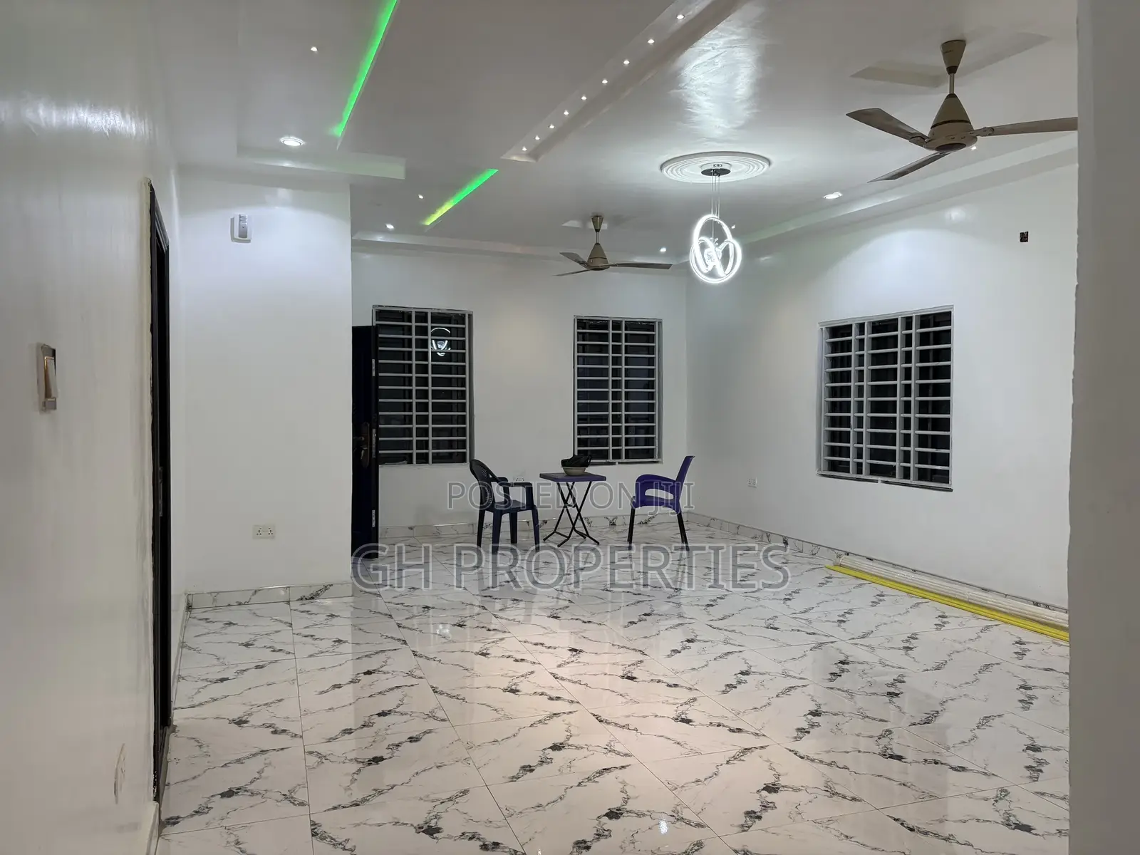 4bdrm House in Buokrom Estate Area., Kwabre for sale