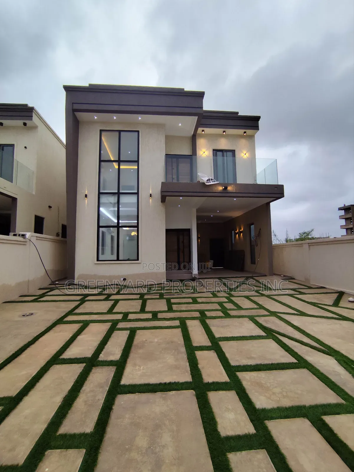 4bdrm House in Hills, East Legon for sale