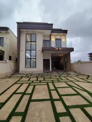 4bdrm House in Hills, East Legon for sale