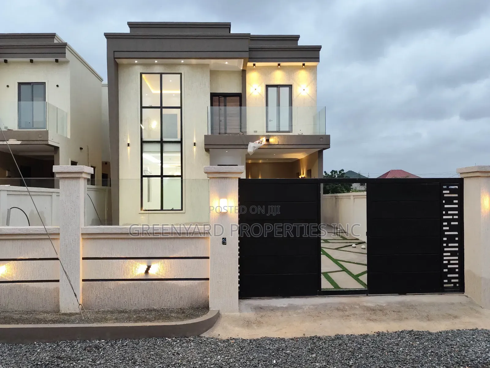 4bdrm House in Hills, East Legon for sale