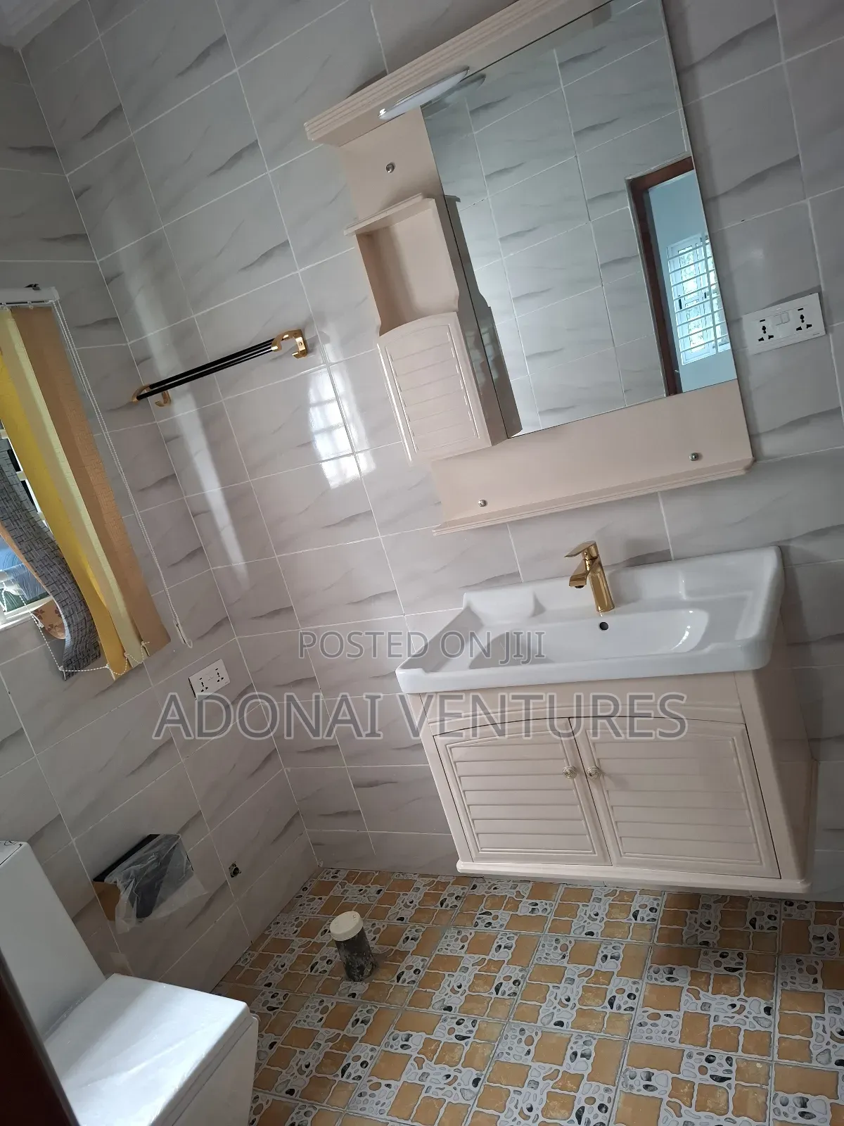 Furnished 4bdrm House in Atasomanso, Kumasi Metropolitan for sale
