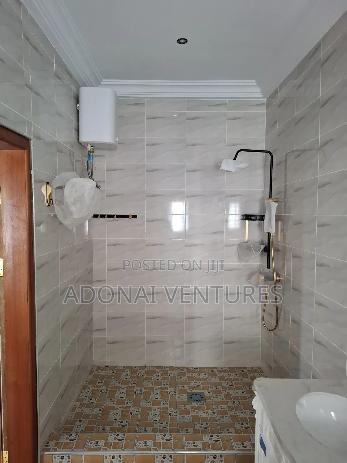 Furnished 4bdrm House in Atasomanso, Kumasi Metropolitan for sale