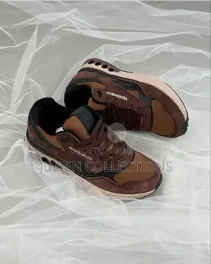 Original Reebok Coffee Brown