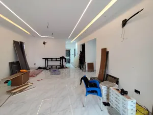 3bdrm House in Hills, East Legon for rent