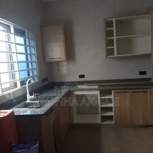 3bdrm House in Spintex Mant, Sakumono for rent