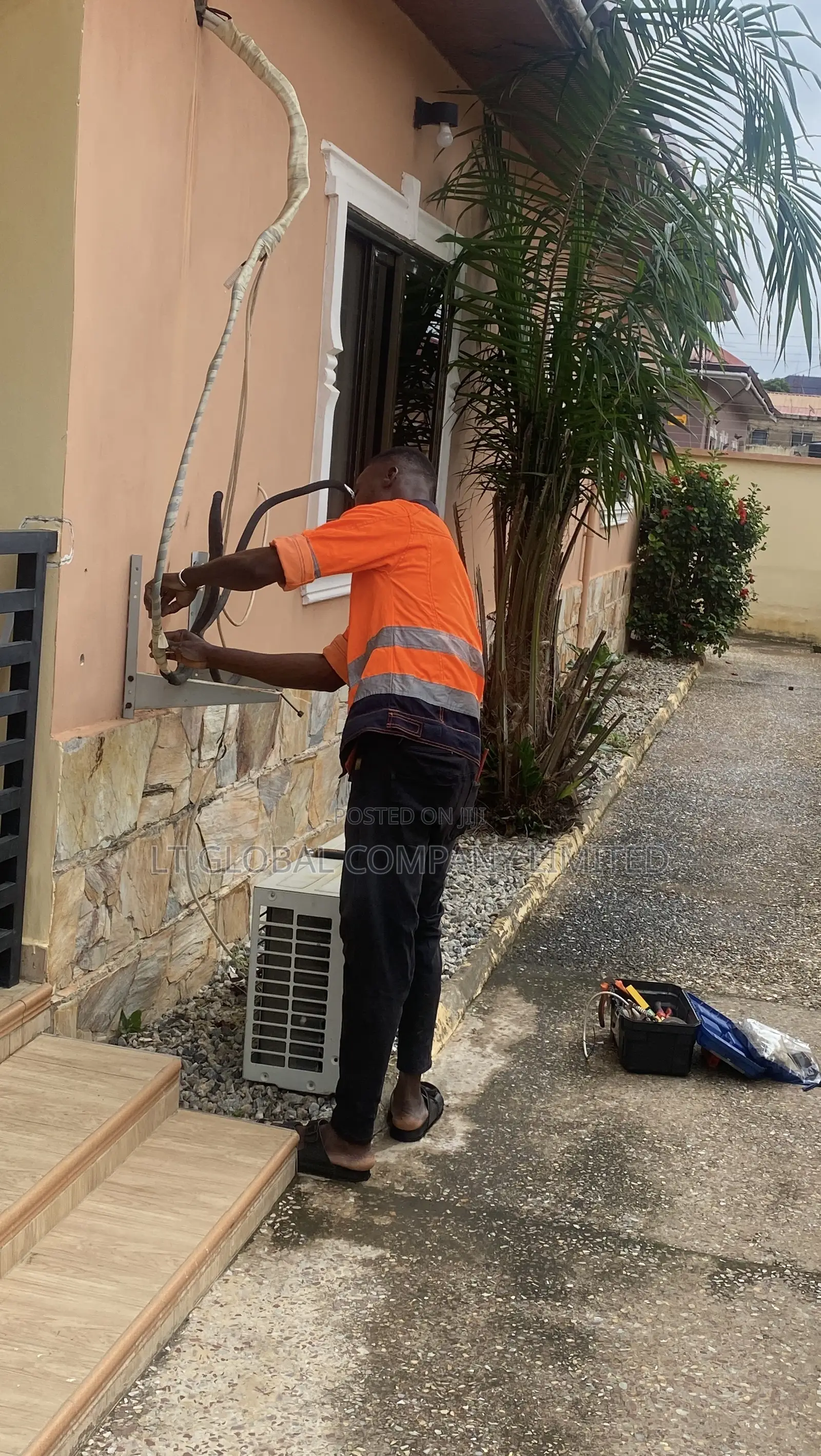 Air Conditioner Repairs and Servicing.