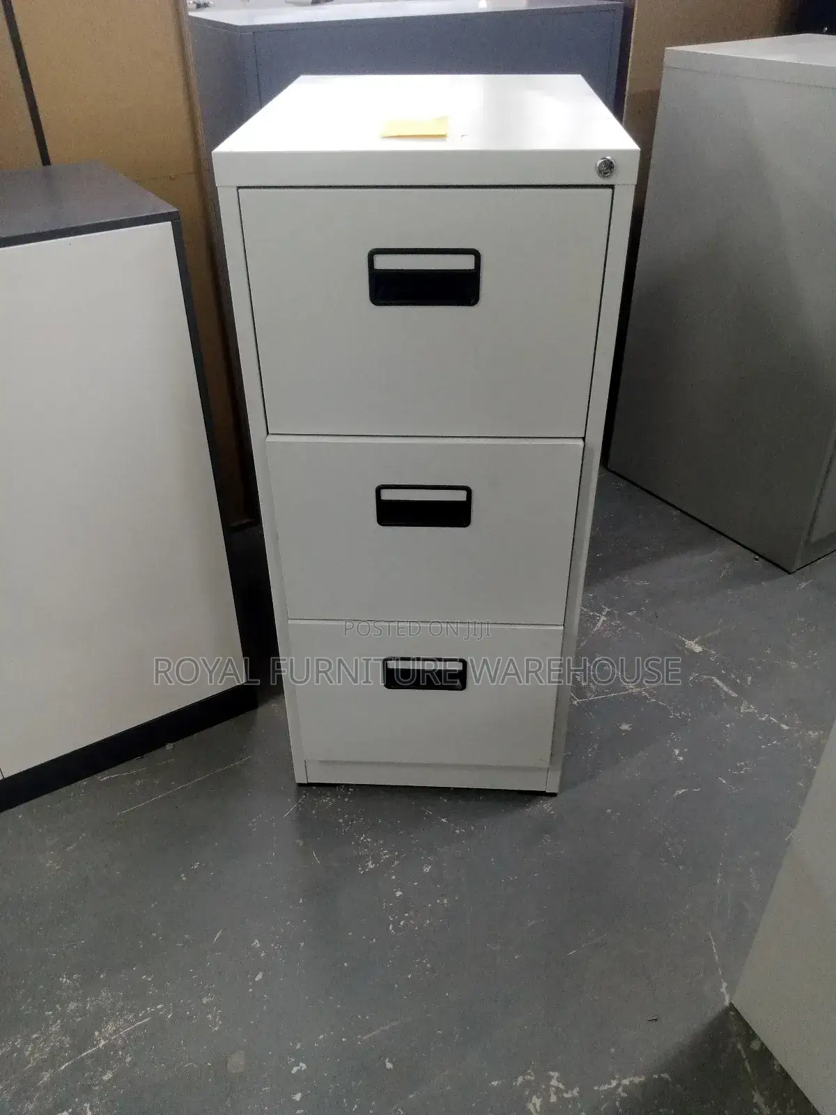 3 Drawers Metal Cabinet