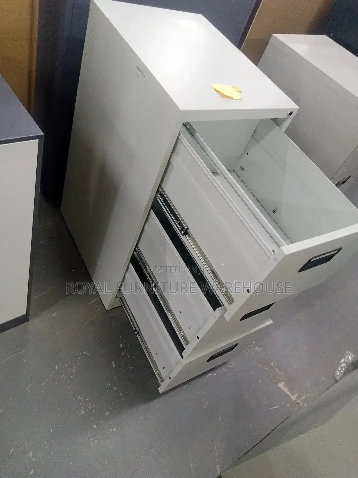 3 Drawers Metal Cabinet