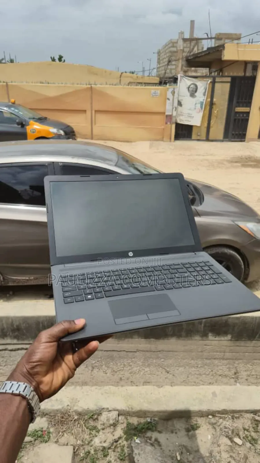 Laptop HP 255 G8 8GB Intel Core i7 HDD+SSD 256GB