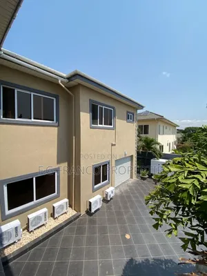 5bdrm House in Kg Franco Properties, Cantonments for sale