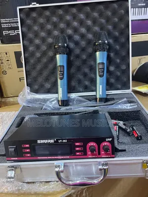 Shure Ut-282 Professional Wireless Microphone System.
