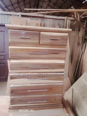 Chest of Drawers 7
