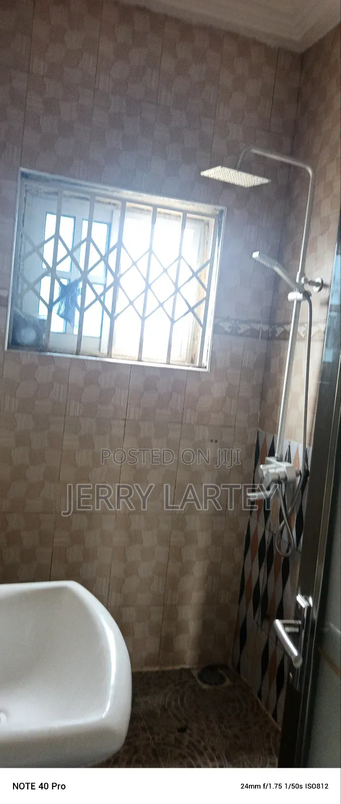 1bdrm Apartment in Dansoman Round About for rent