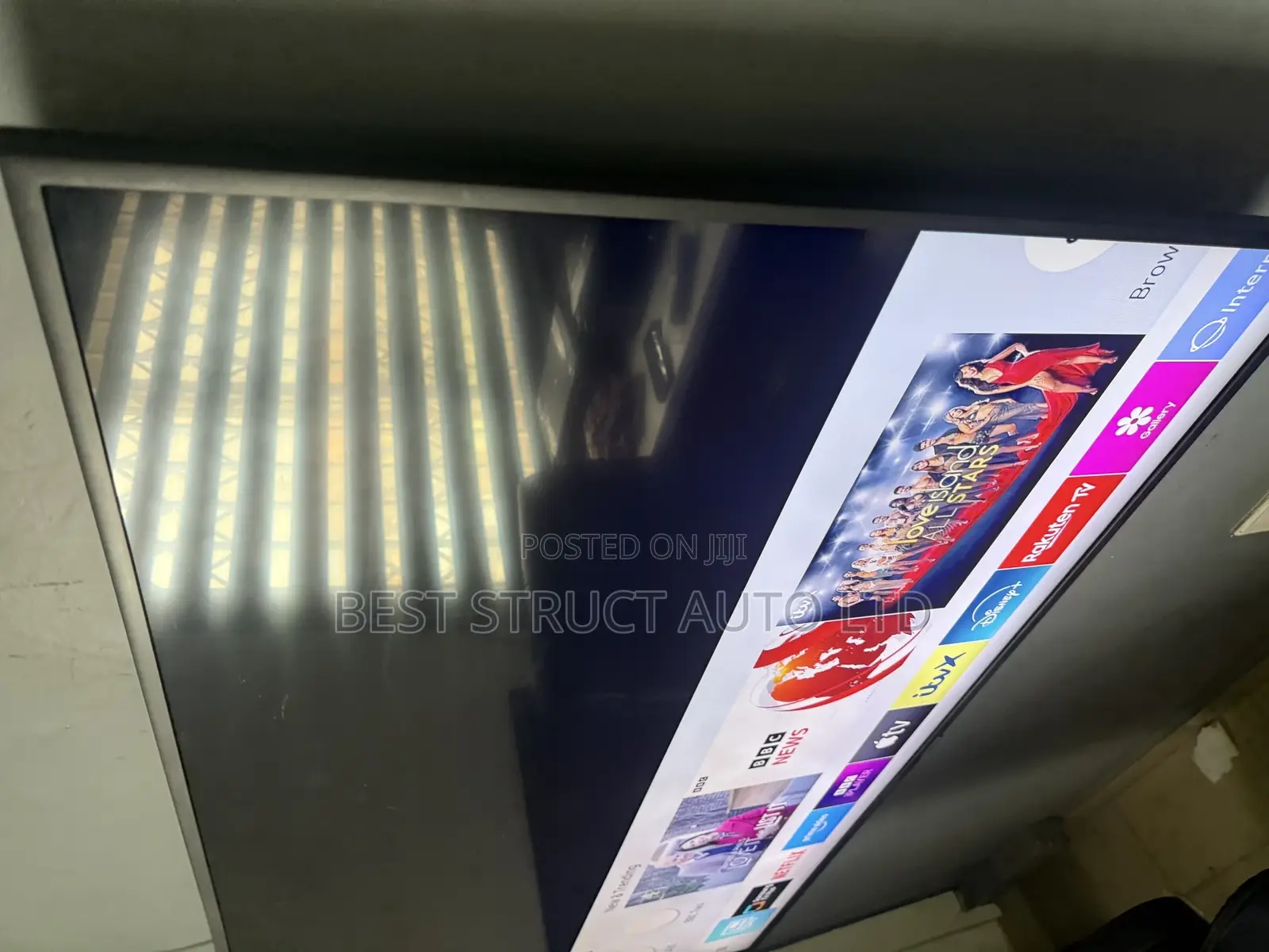 Clear Pics Samsung 55 Inches Tv
