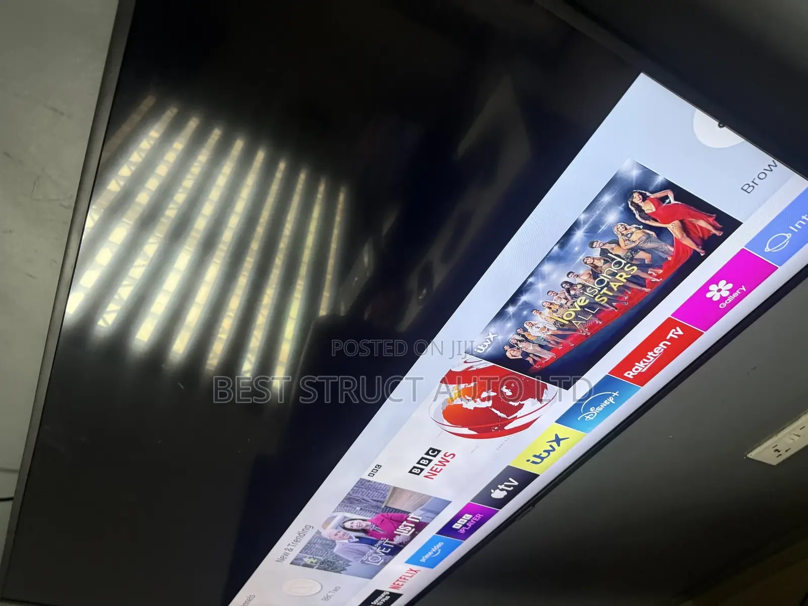 Clear Pics Samsung 55 Inches Tv