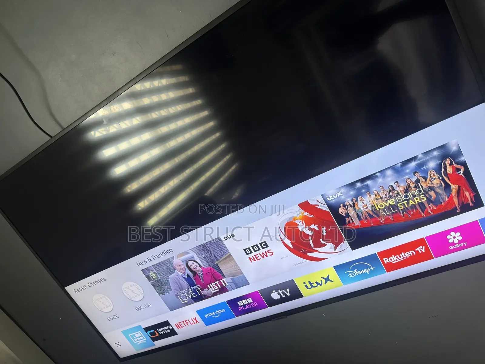 Clear Pics Samsung 55 Inches Tv