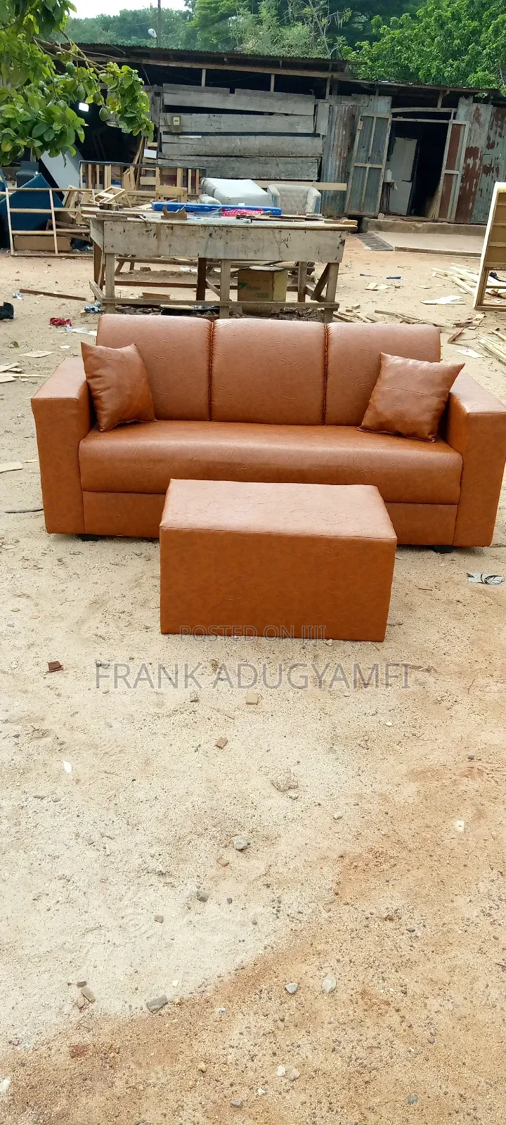 Quality 3 in 1sofa With Pillow and Table