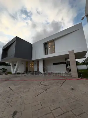 4bdrm House in Charclem Ventures, Accra Metropolitan for sale