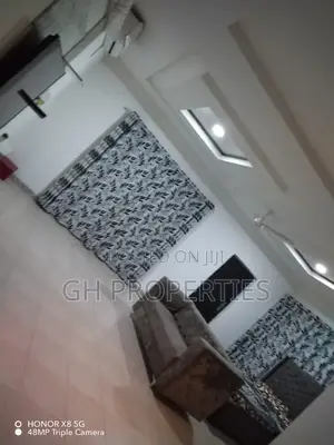 7bdrm House in Anwomaso Domiabra, Kumasi Metropolitan for sale