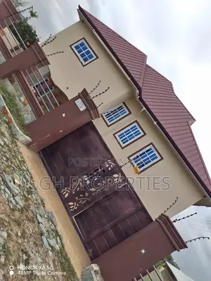 7bdrm House in Anwomaso Domiabra, Kumasi Metropolitan for sale