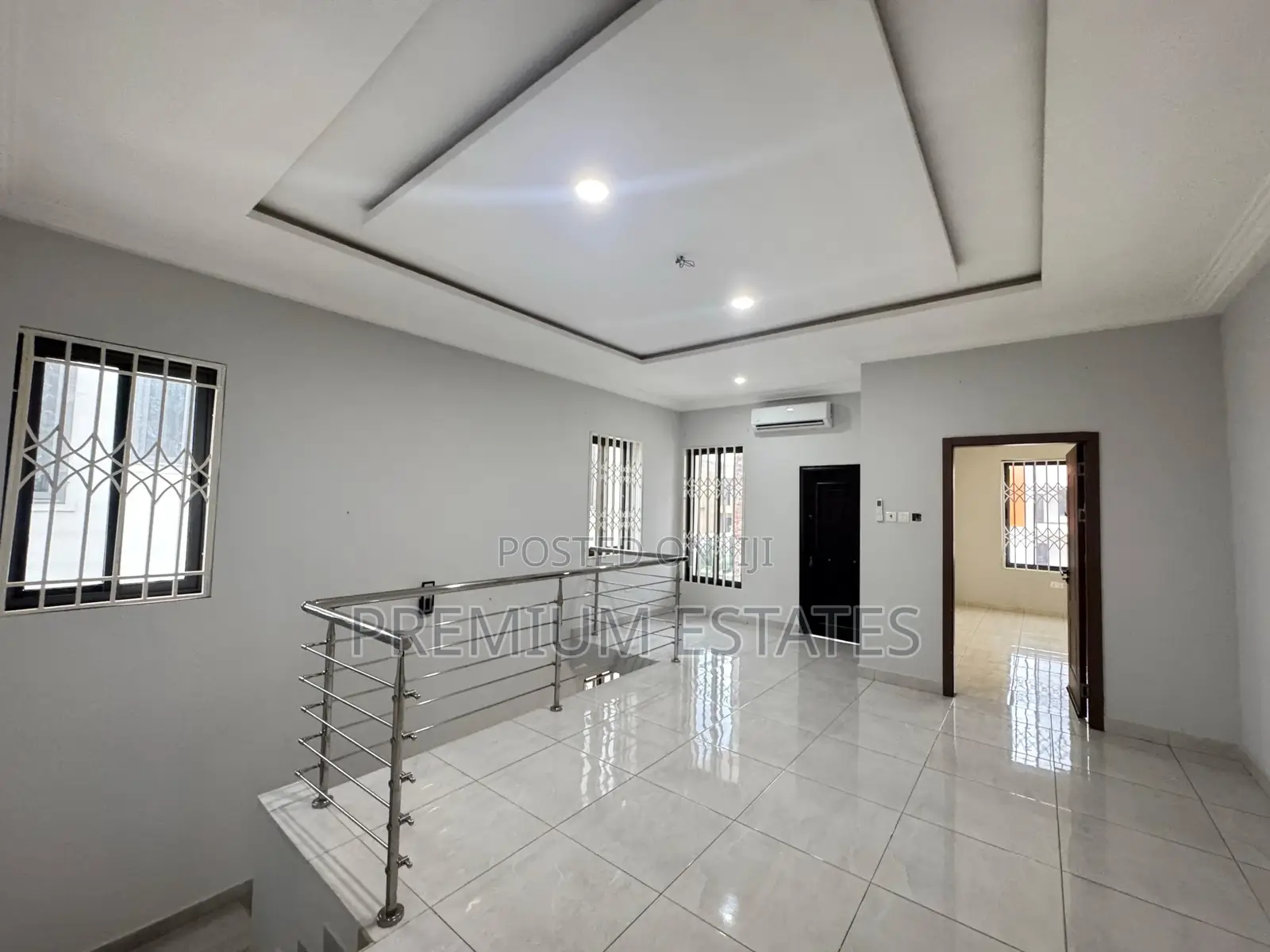 4bdrm Townhouse / Terrace in East Legon for rent