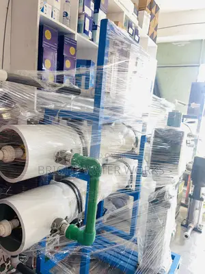 R O Machine ( Water Treatment Machine