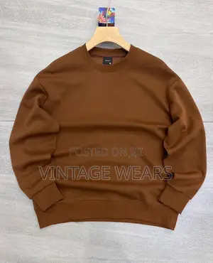 Plain Sweatshirt