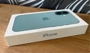 New Apple iPhone 16 128 GB Green