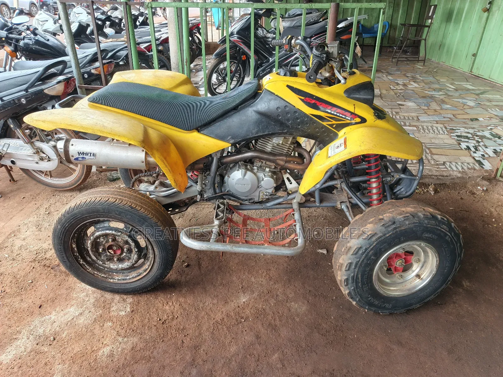 Honda 2018 Yellow