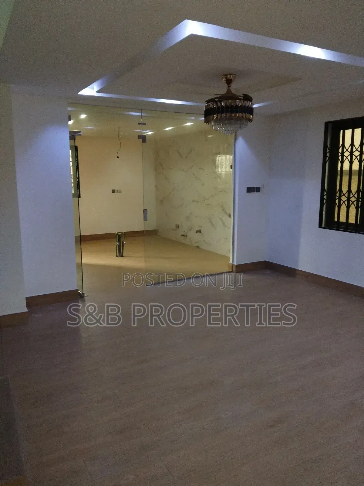 5bdrm House in Ashomang Estate for sale