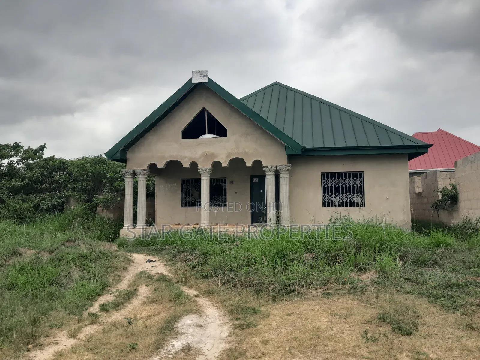 4bdrm House in Ntonso, Near, Kumasi Metropolitan for sale