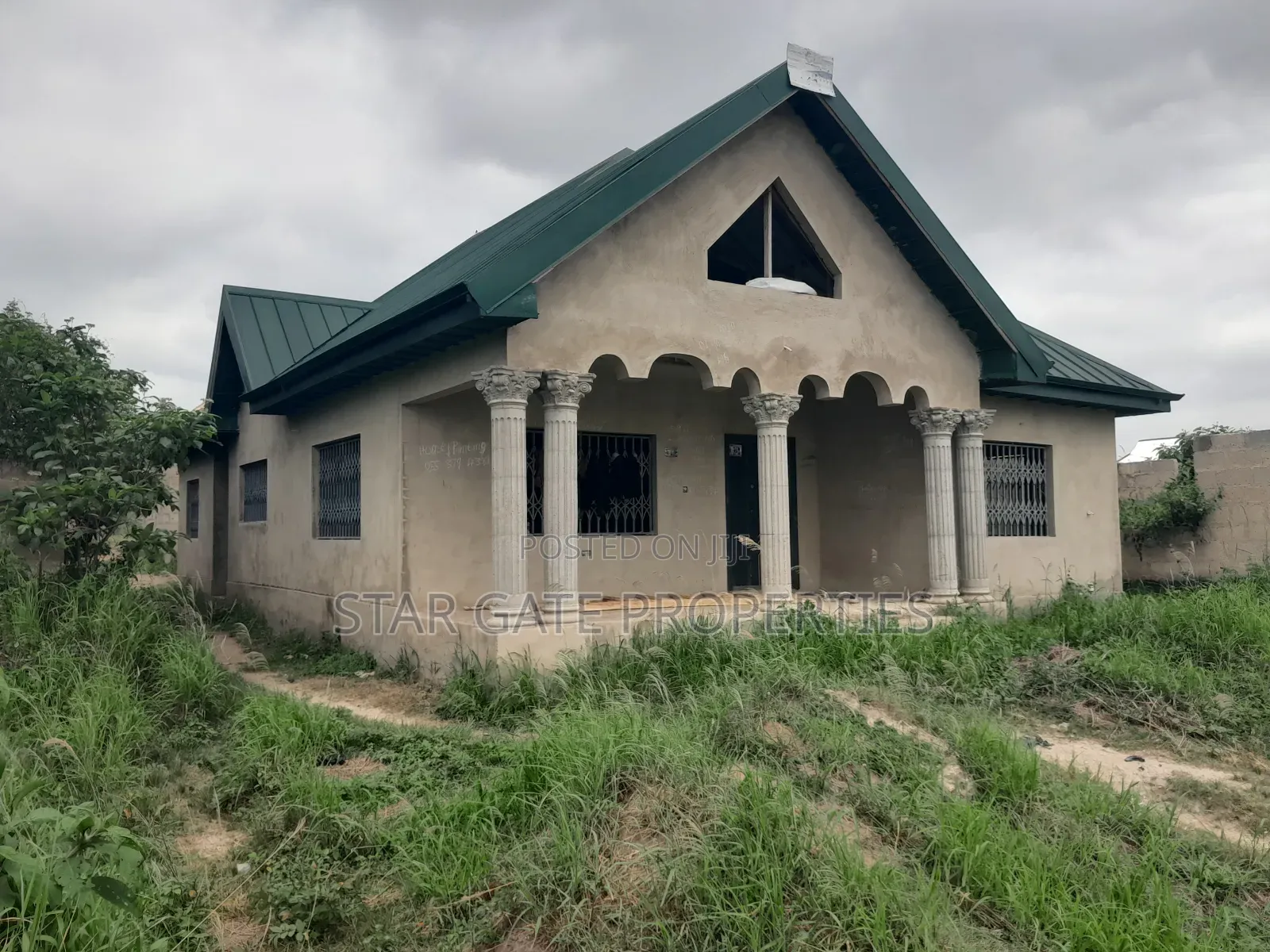 4bdrm House in Ntonso, Near, Kumasi Metropolitan for sale