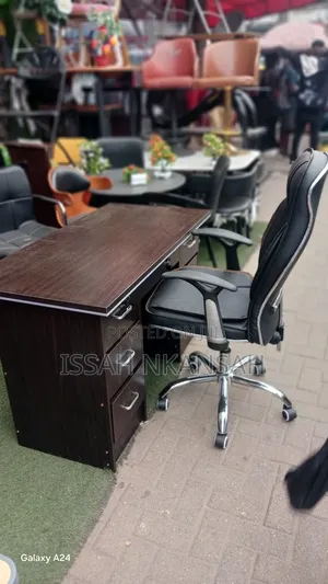 Executive Chair and Desk